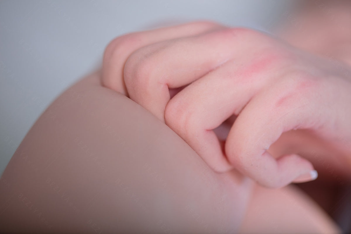 Cyrtenthera sexpuppe (Bezlya Doll 160cm C-cup 2.1 Silikon)