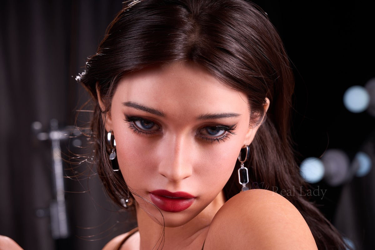Hailey sexpuppe (Real Lady 159cm F-cup R12 Silikon)