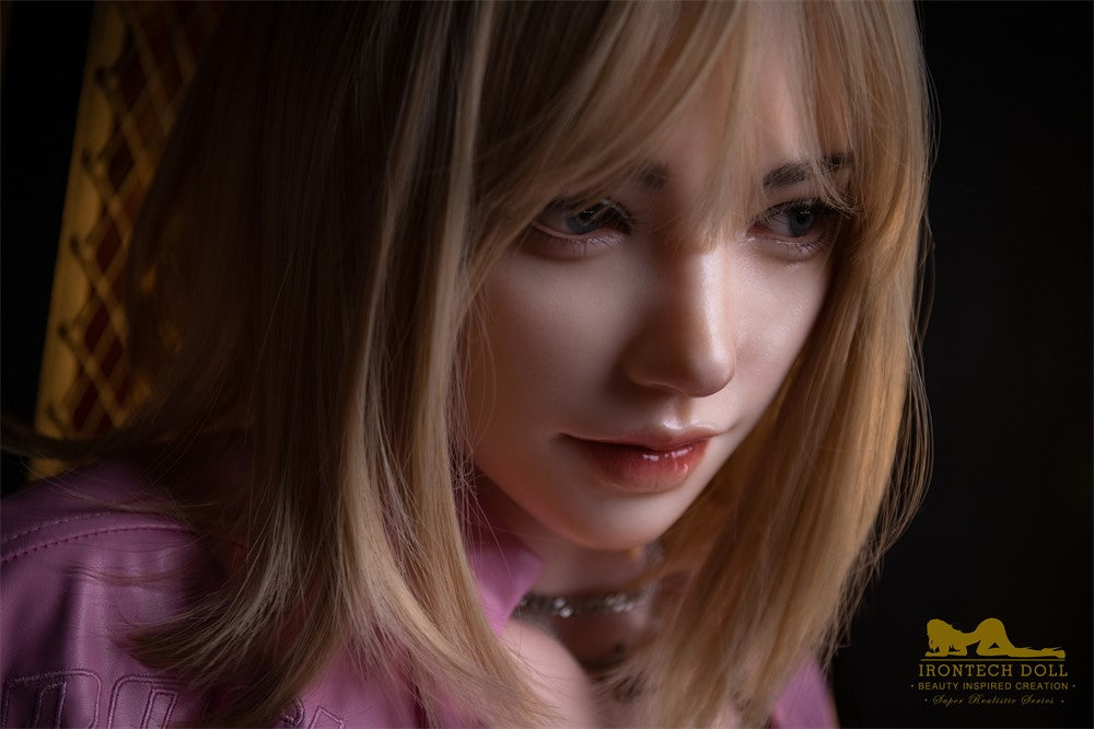 Layla sexpuppe (Irontech Doll 169cm C-cup S39 Silikon)