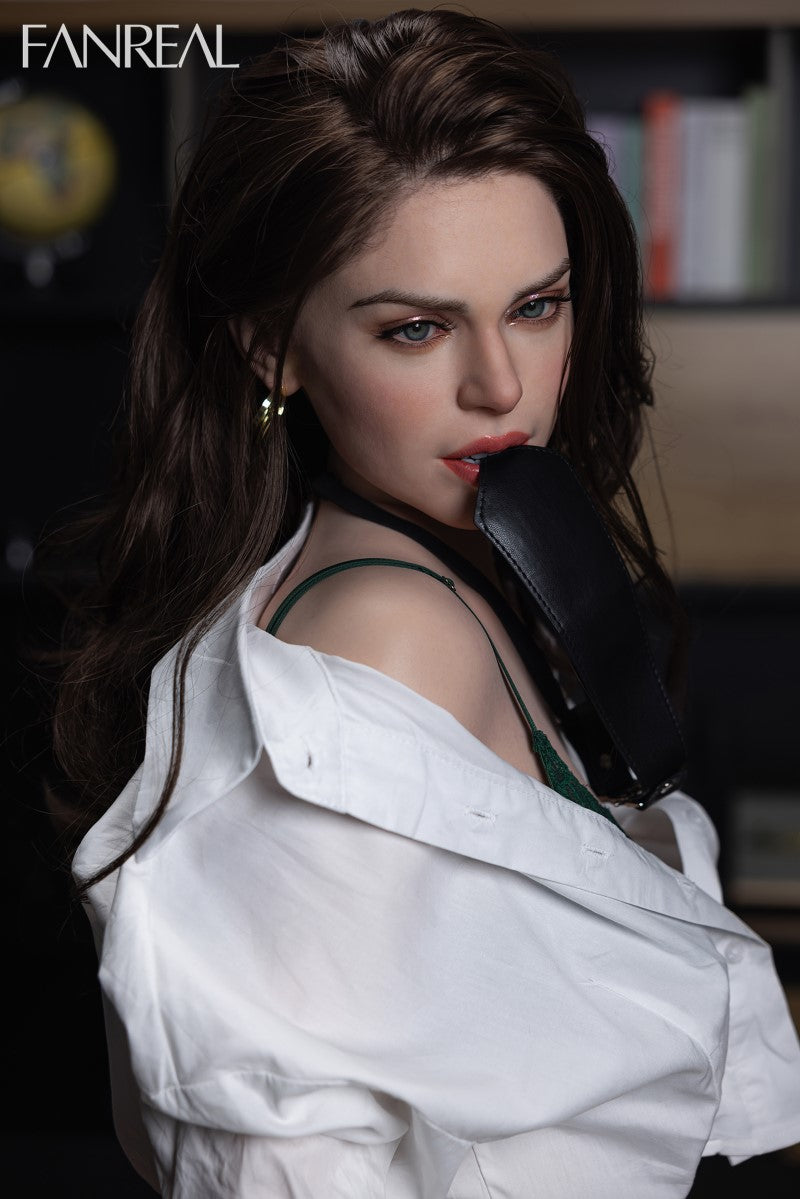 Gina Sex doll (FanReal Doll 170cm D-cup silicone)