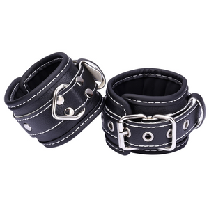 BDSM Kit - Handschellen, Peitsche, Leine, Gagball, Augenmaske (mit 9 Teilen eingestellt)
