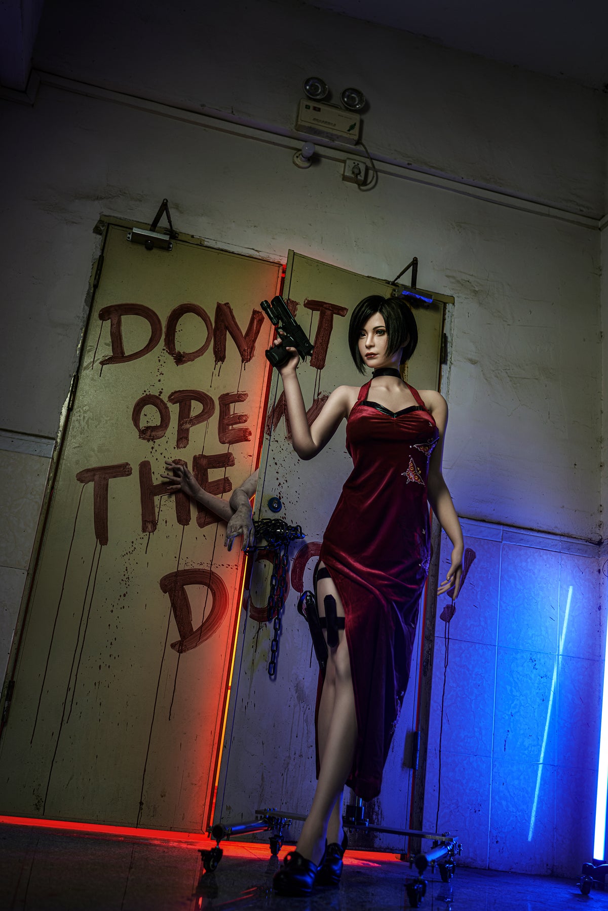Offizielle Cosplay-Outfits (Game Lady)