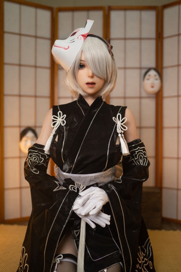 Offizielle Cosplay-Outfits (Game Lady)
