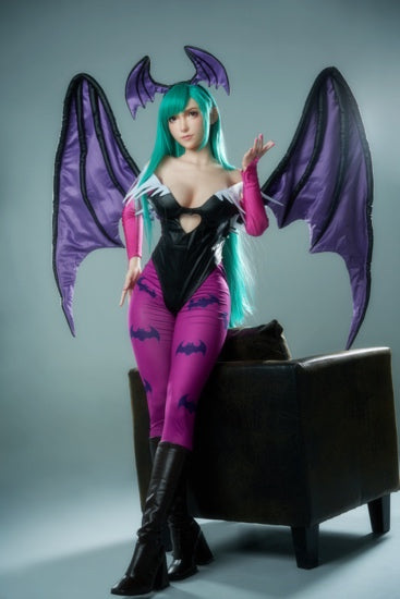 Offizielle Cosplay-Outfits (Game Lady)