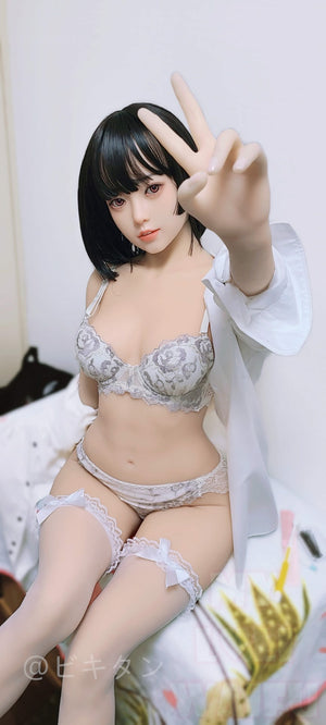 Mia sexpuppe (My Loli Waifu 148 cm B-cup #22 TPE+Silikon)