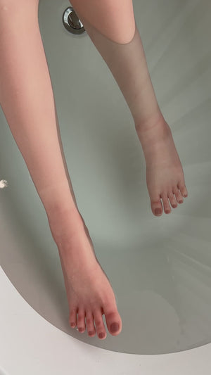 Oriana Sex doll (Zelex 170cm c-cup GE76 silicone)